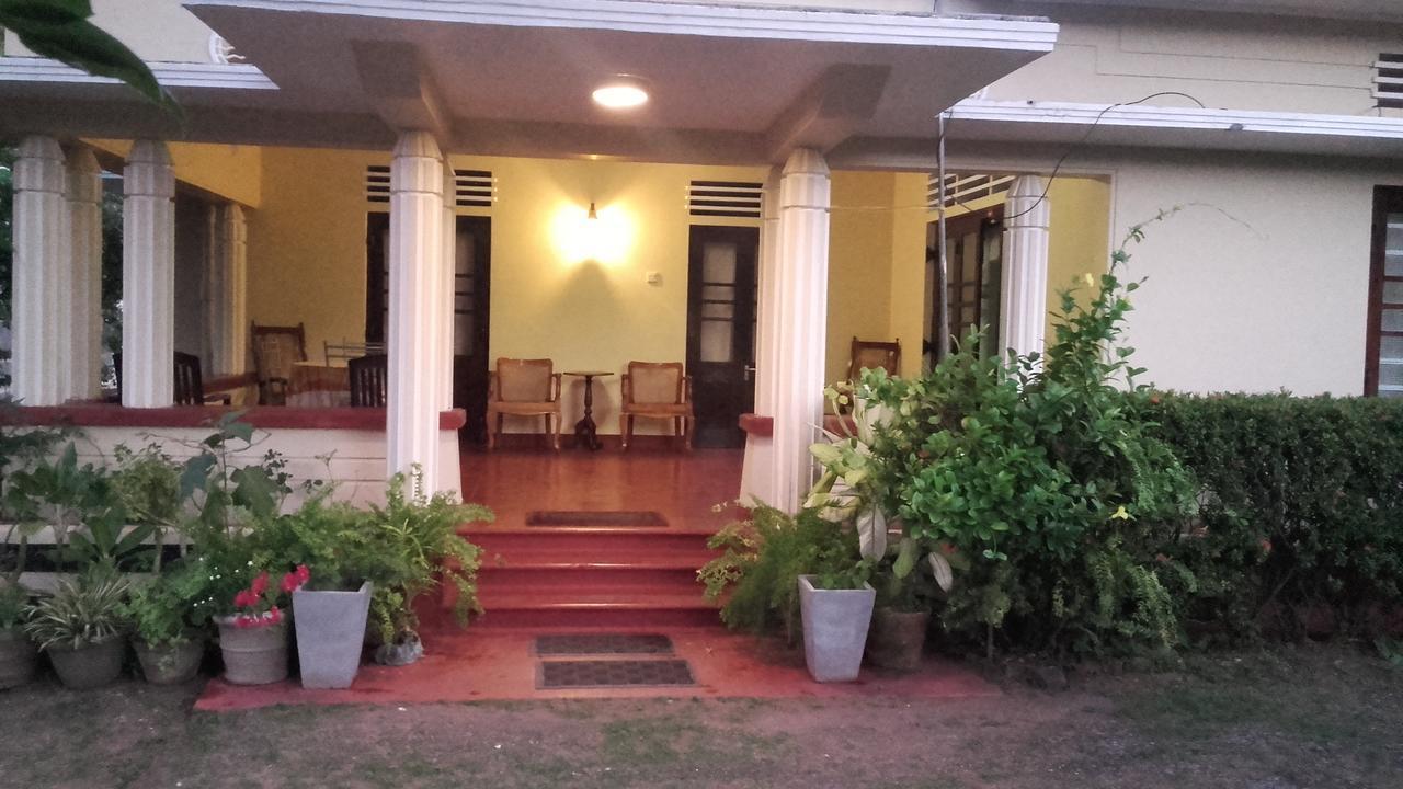 Sujatha Villa Paradise Tangalle Extérieur photo